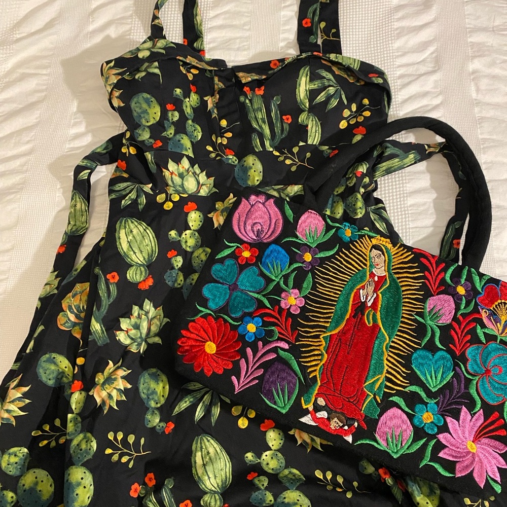 Sweetheart Neckline Cactus Print Dress